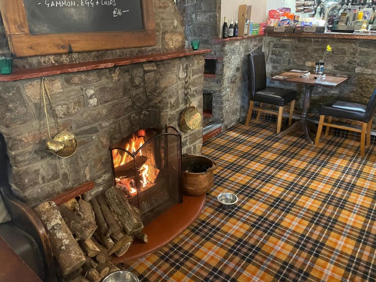 The Dog & Partridge Country Inn Ashbourne  Exterior foto